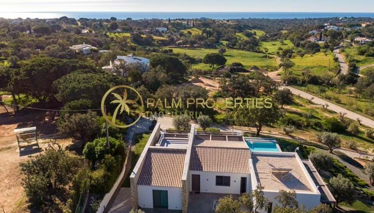Contemporary 4-bed villa with pool and sea views on a big plot