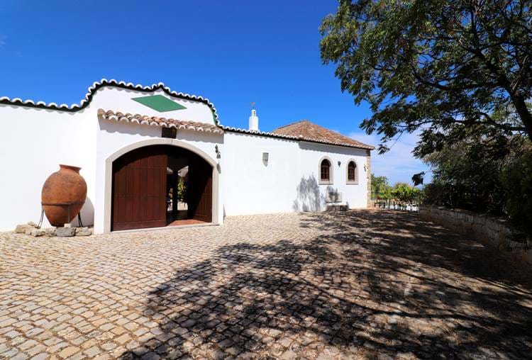 Stunning Moorish Villa with fantastic panoramic sea views close to Moncarapacho