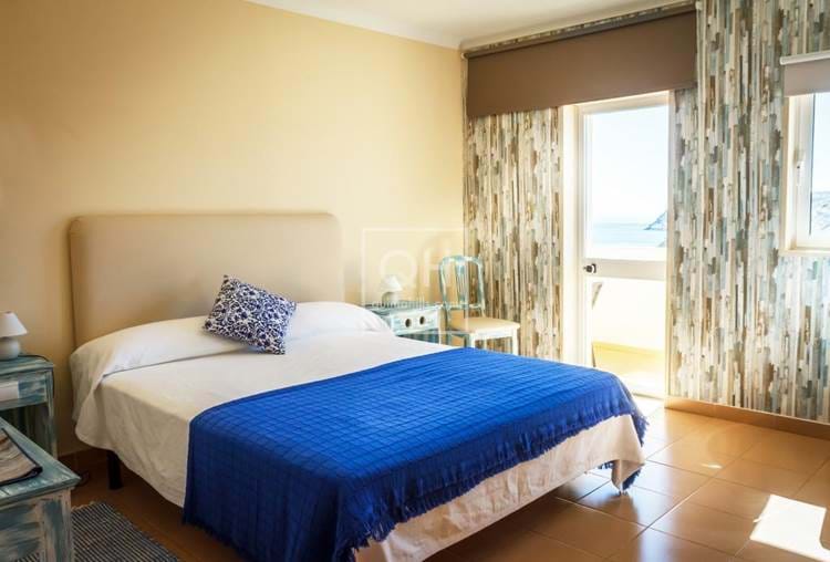 Hotel com 43 quartos com vista sobre Atlântico perto de Sagres 
