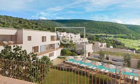 Ombria Algarve  -  T2+1 Apartment  at The Oriole Village near Loulé 