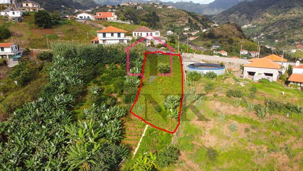 Plot of Land  with 600 m2 for sale - Porto da Cruz