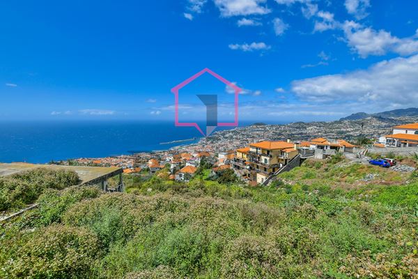 Un sacco di terreno per la costruzione - Vista baia di Funchal!