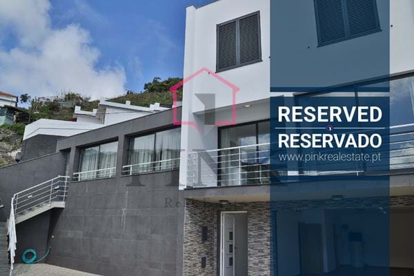 Townhouse T3 - Furnished - Machico