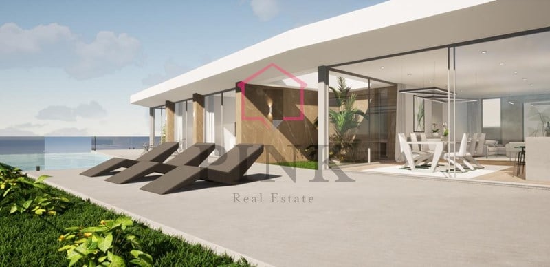 Luxury Villa T4- Calheta