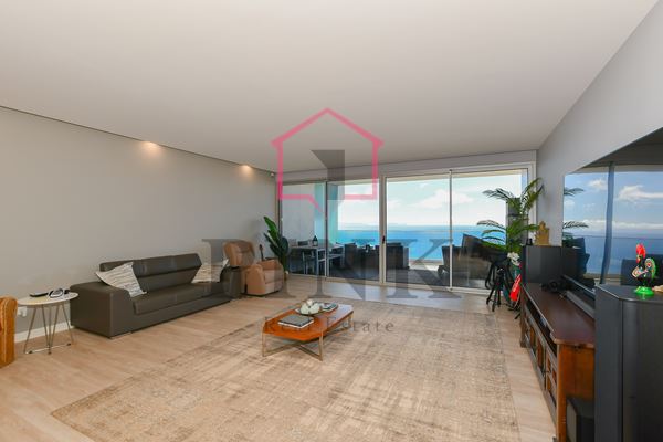 Apartamento - 3 dormitorios - Funchal
