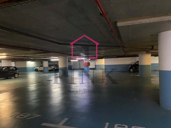 Parking - Bâtiment « Funchal Centrum »