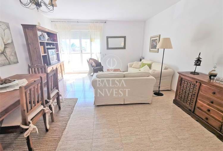 2-Bedrooms Apartment with 117sqm in Urb. Al-Sakia, Quarteira for long-term rental