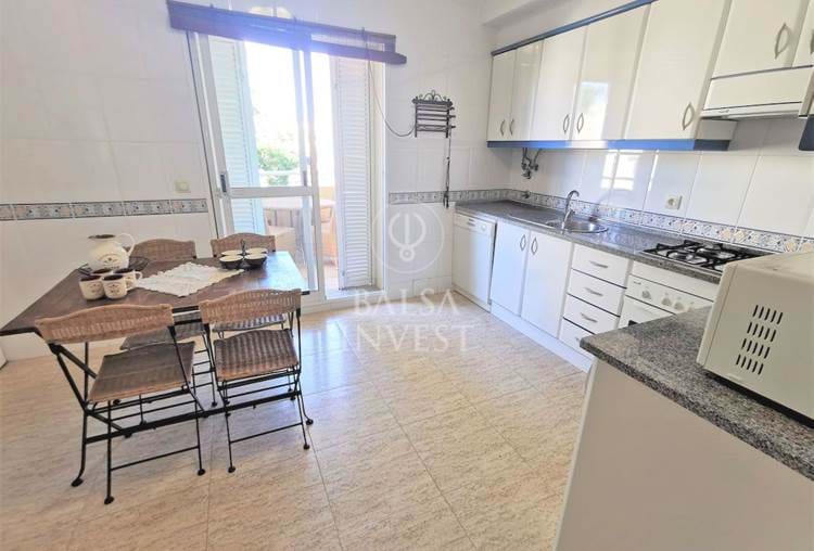 2-Bedrooms Apartment with 117sqm in Urb. Al-Sakia, Quarteira for long-term rental