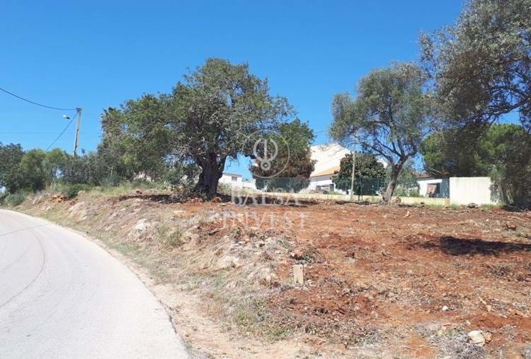 Terrain de 920 à Alcantarilha, Silves pour construction d'une villa individuelle
