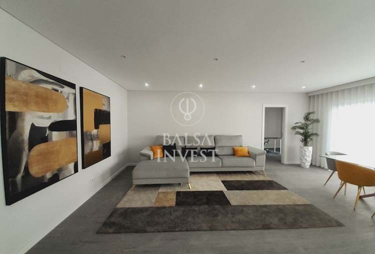 Apartamento T2 a estrear à venda em OLHÃO (Bl.A_R/C_C) 