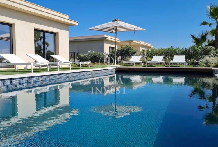 Moradia V4 de luxo com piscina privada num empreendimento único em Faro com vista para a Ria Formosa. - Lt.2