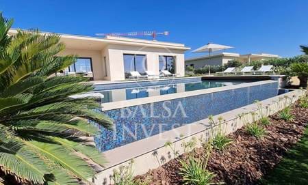 Moradia V5 de luxo com piscina privada num empreendimento único em Faro com vista para a Ria Formosa. – Lt.28