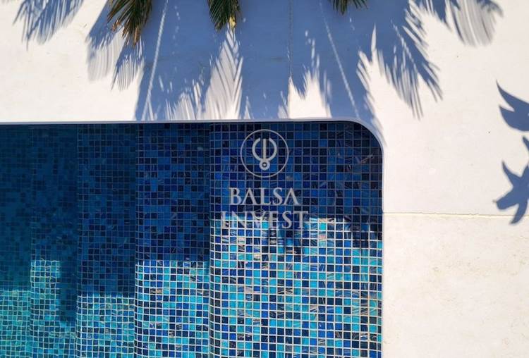 Moradia V5 de luxo com piscina privada num empreendimento único em Faro com vista para a Ria Formosa. – Lt.33