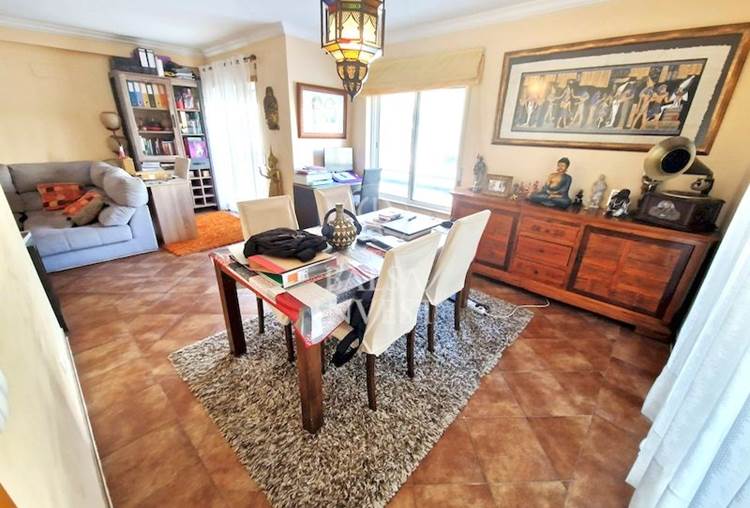 Apartamento T3 com 132m2 para venda na Quinta de Betunes, Loulé 