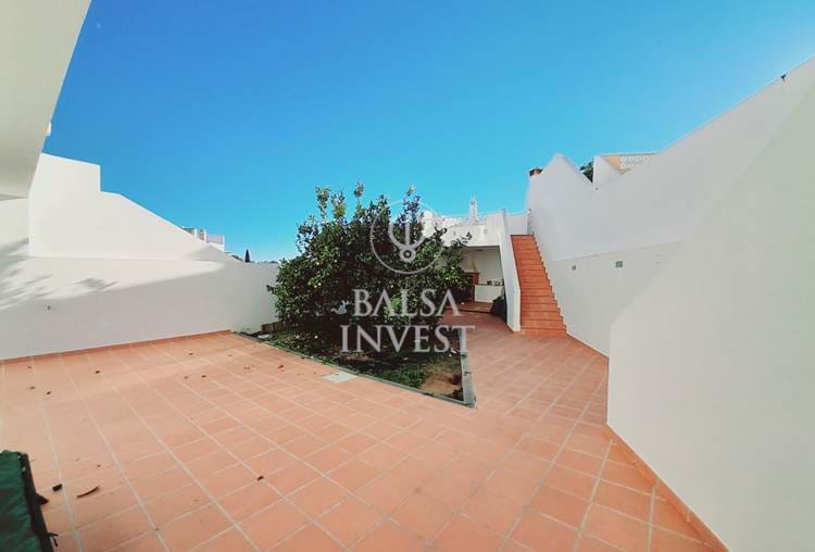 Fabulous 5-bedroom Villa with generous areas and full of refinement for sale in Tavira