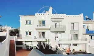 Fabuleuse villa de 5 chambres aux espaces généreux et pleine de raffinement à vendre à Tavira