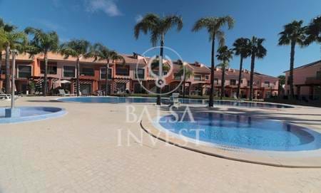 Belle villa de 2 chambres en copropriété avec piscine à vendre à Albufeira