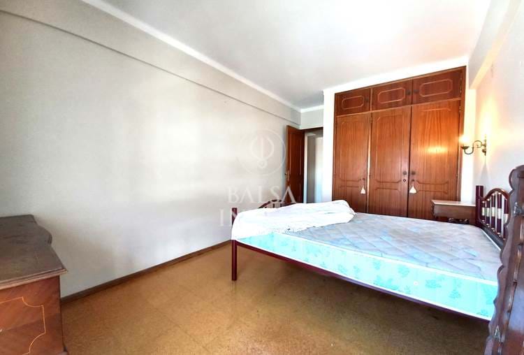 Appartement de 2 chambres de 106m2 situé à 300 mètres de la rivière Gilão dans le centre de Tavira