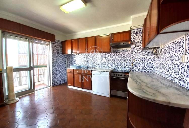 Appartement de 2 chambres de 106m2 situé à 300 mètres de la rivière Gilão dans le centre de Tavira
