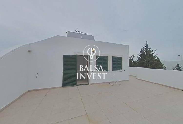 Outstanding 4 Bedrooms Villa with 330 sq.m and fabulous view over Tavira and the Sea