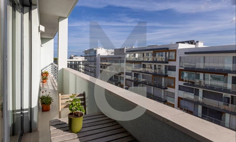 Apartment T4 - Bobadela, Loures, for sale