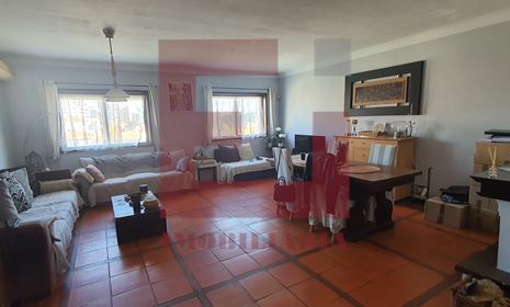 Apartment T3 - Mafamude, Vila Nova de Gaia, for sale
