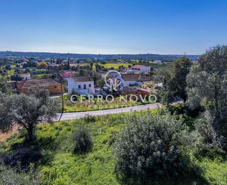 Building plot with project and good country views for sale in Alcantarilha-Silves