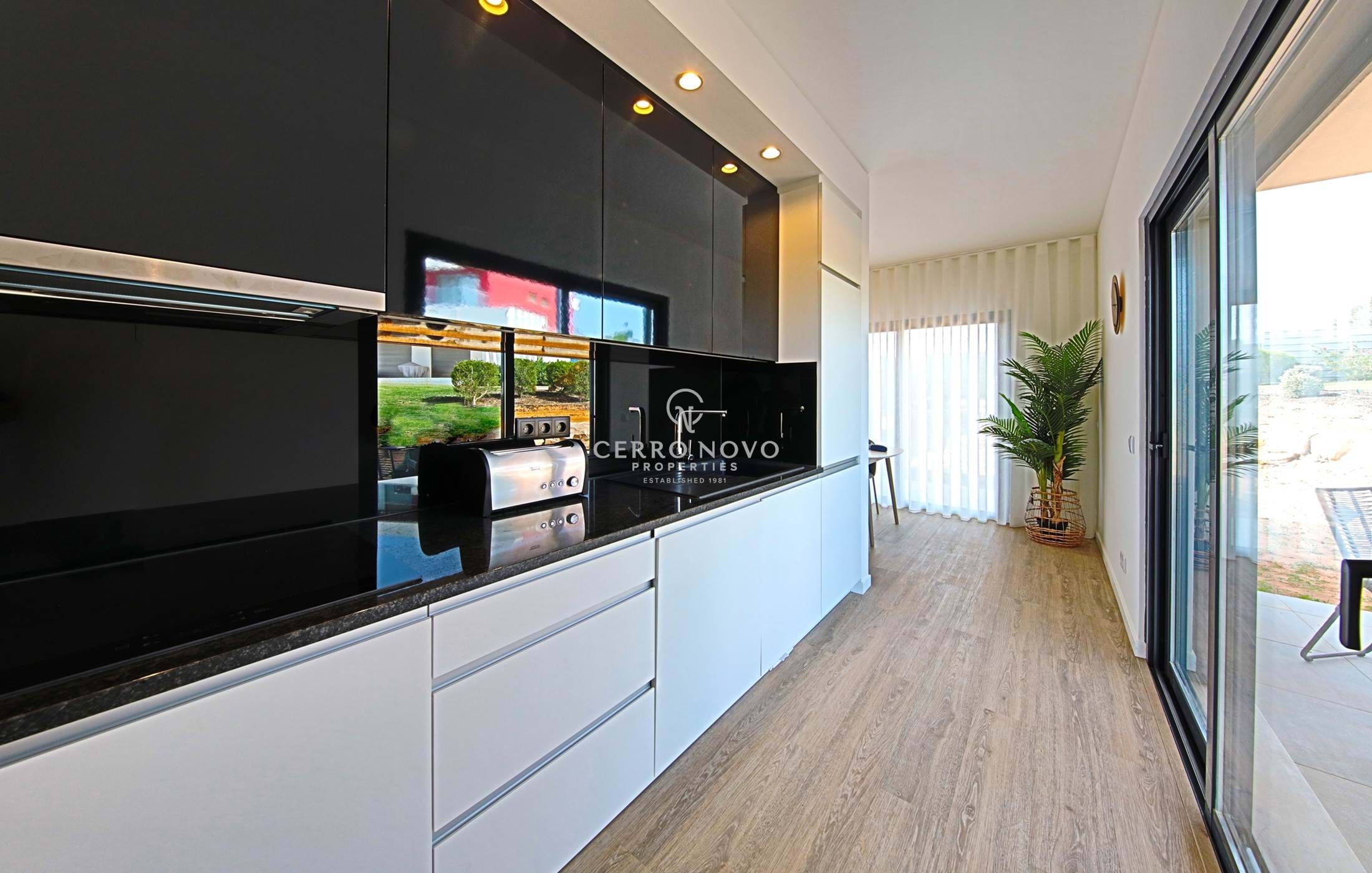 Luxury duplex apartment in Golf Resort