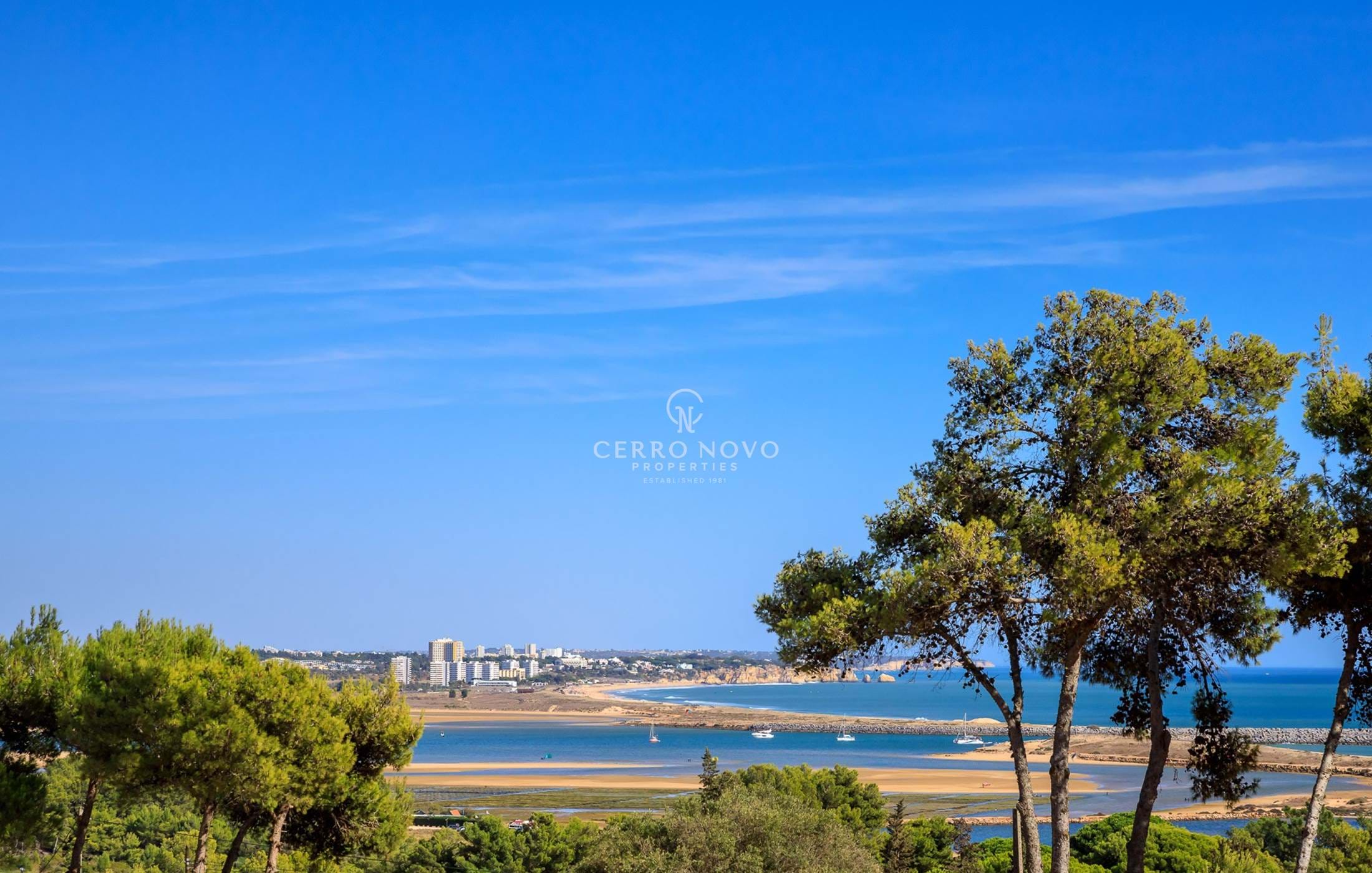Individual  luxury T1 apartments at Palmares Golf