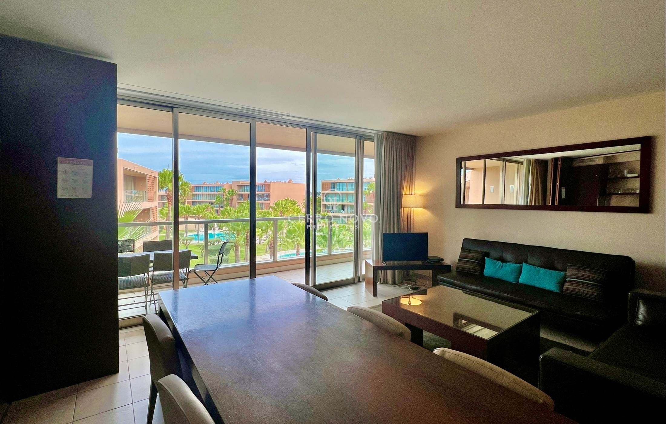 Apartamento T2 moderno num excelente Resort perto da Praia e do Golfe dos Salgados