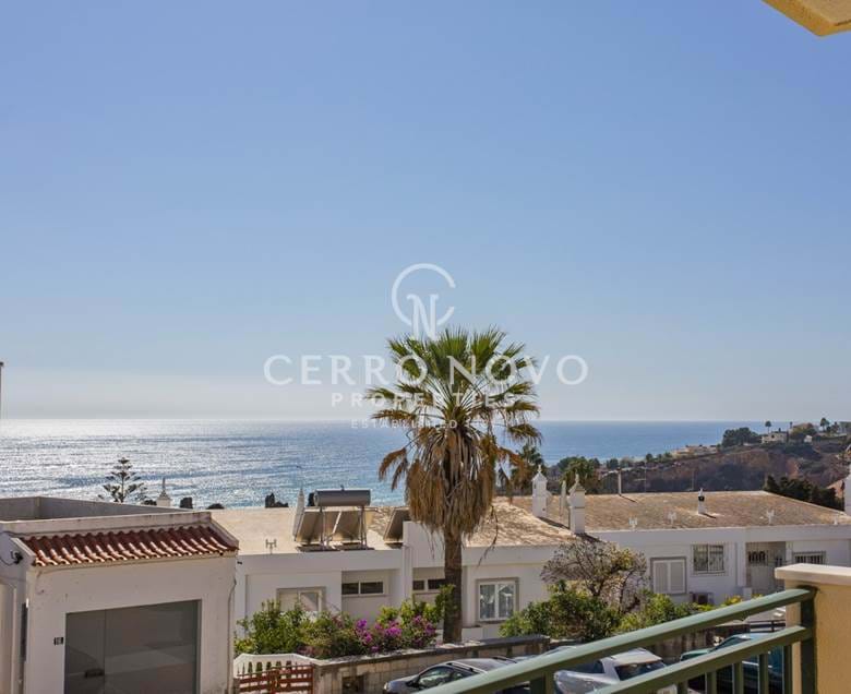 Attractive, modern apartment  with great  sea views