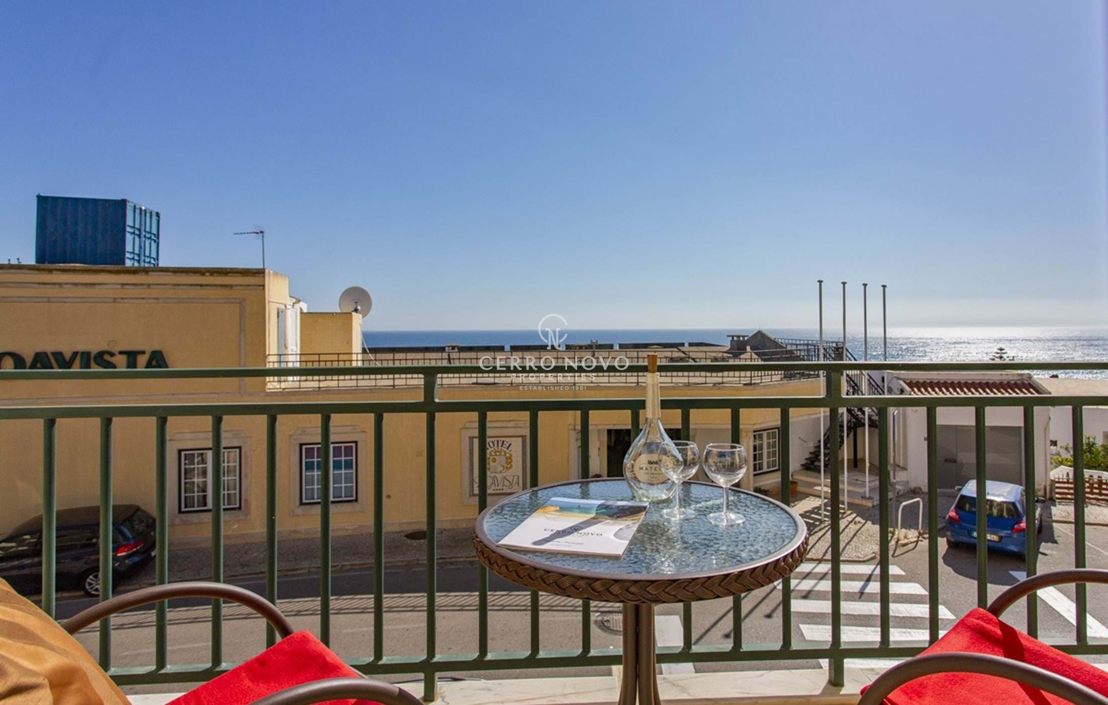 Attractive, modern apartment  with great  sea views