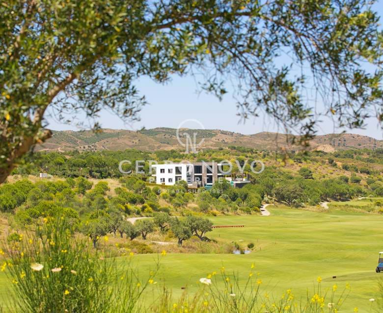 Exceptional plots for  detached villas at Monte Rei  Golf