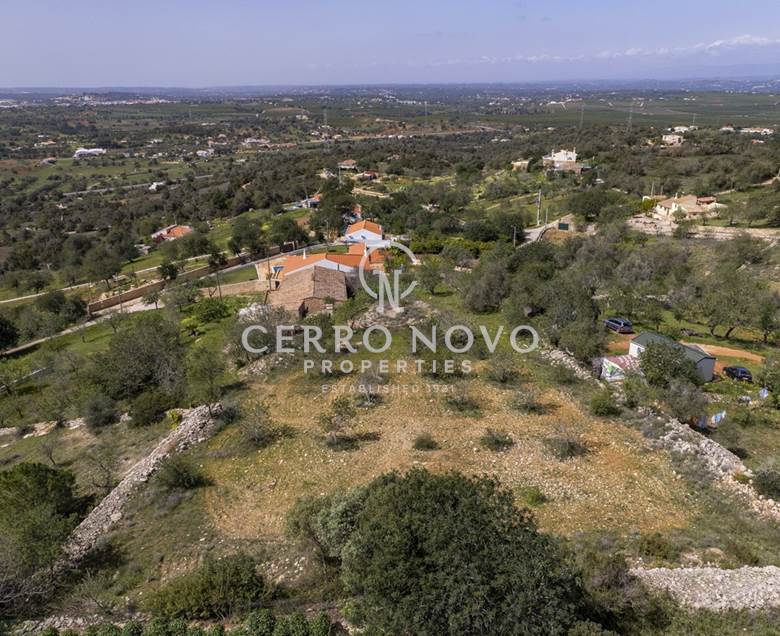 A large plot with permission to build a villa with pool
