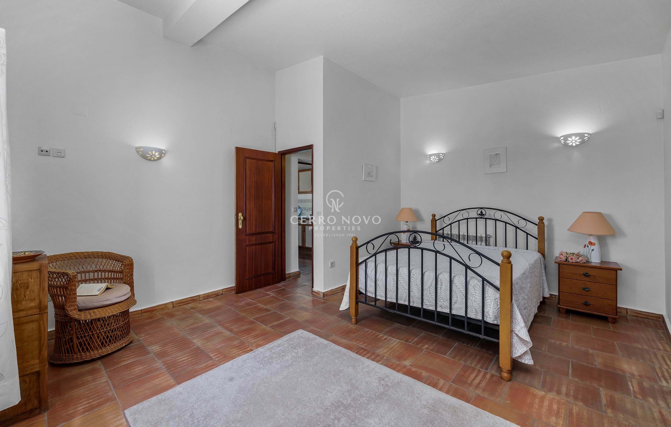 Three Bedroom detached villa in Albufeira’s new town