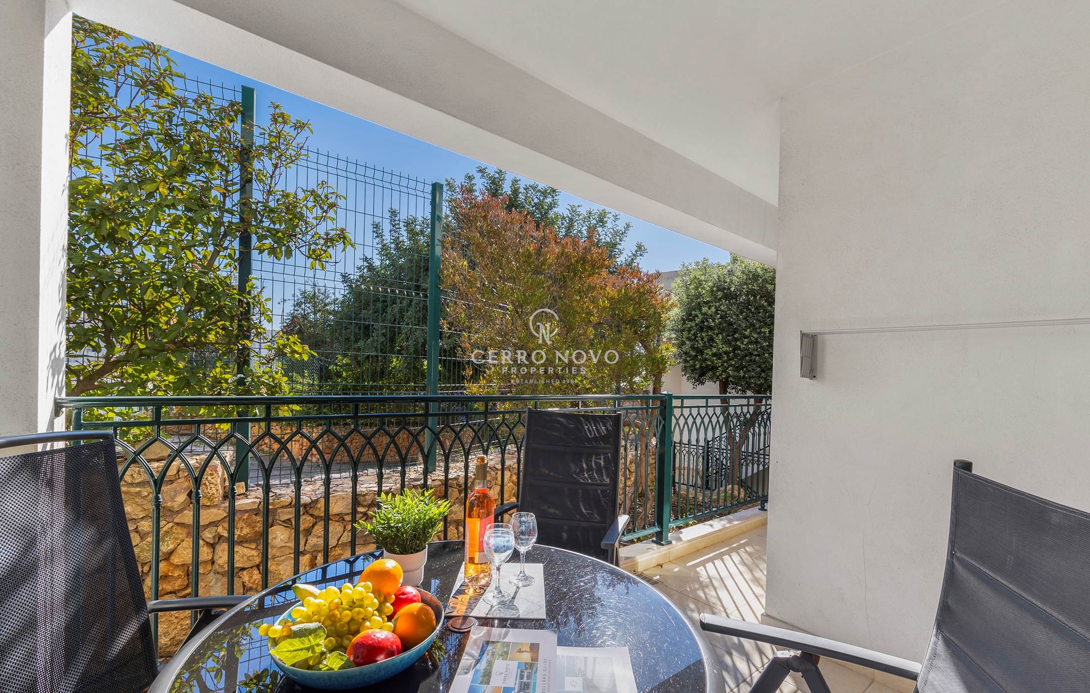 SOLD - One bedroom apartment with comunal pool close to the old town