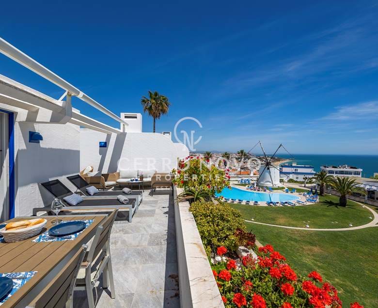 SOLD - Stunning duplex Apartment with superb ocean views