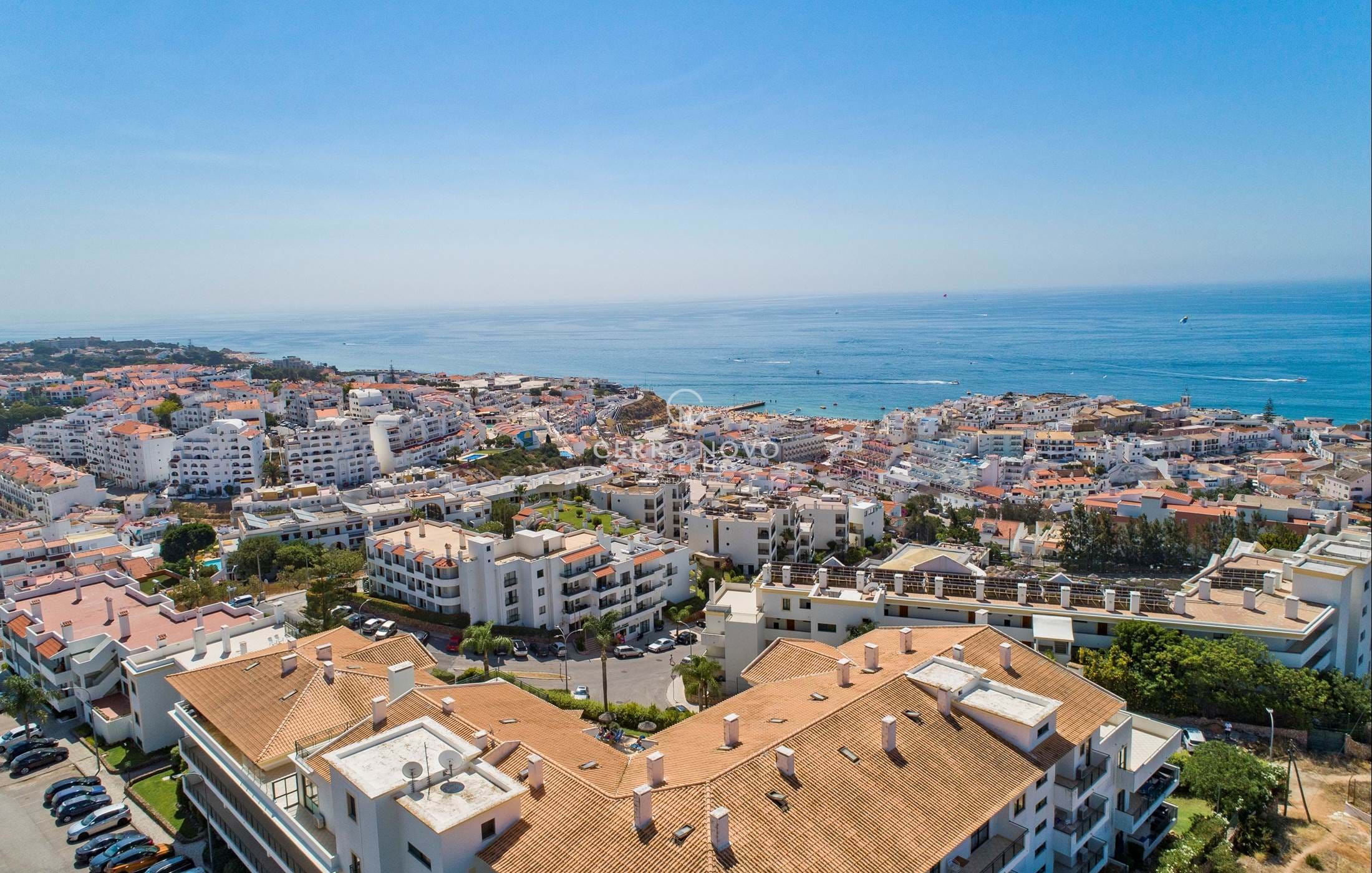 Two bedroom apartment with sea view overlooking old town