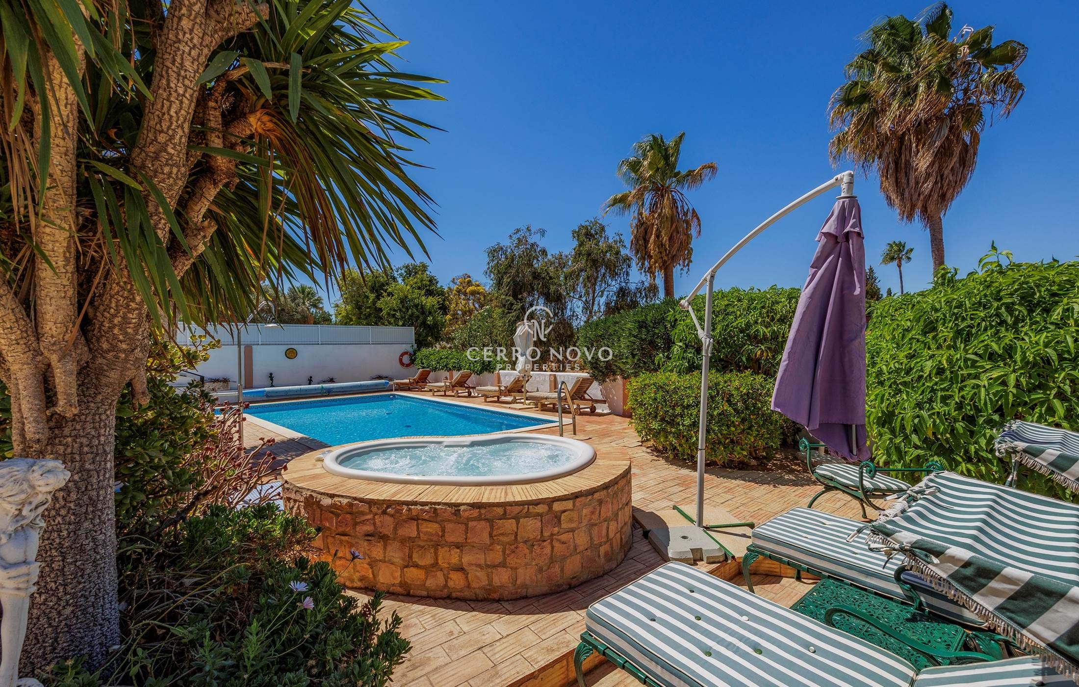 Superbly presented, large family home with pool and garden in an enviable location