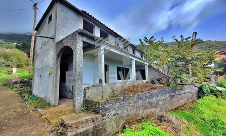 Ilha da Madeira - Calheta - Arco da Calheta - Zu verkaufen - 2 Schlafzimmer - 16A/2023 -   - Einfamilienhaus