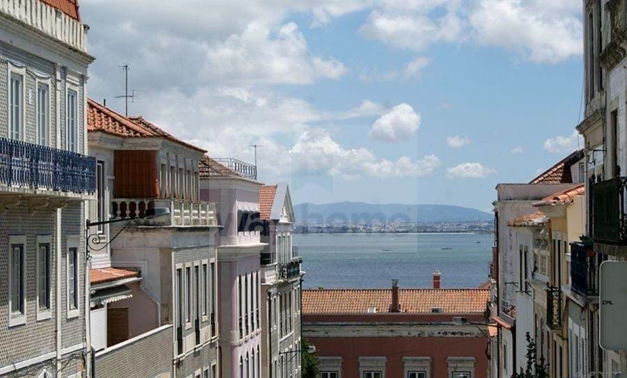Arrendamento - Lisboa - Estrela - Apartamento T1 | Arrendamento | Mobilado e Equipado | Santos | Madragoa