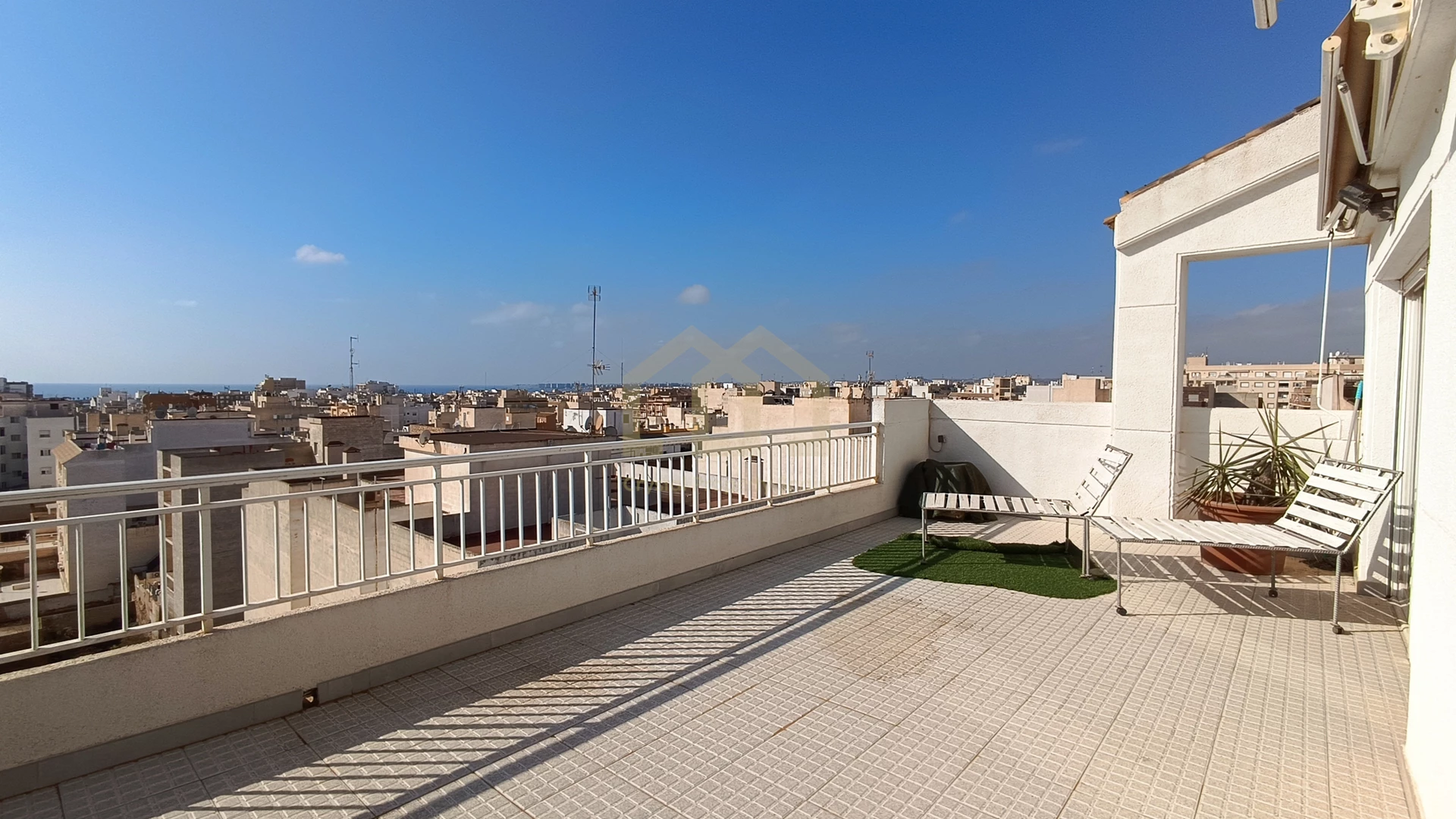 Torrevieja, Torrevieja Centro, Penthouse, CPL1/129, Fabulous penthouse in Torrevieja with seaviews and community pool 