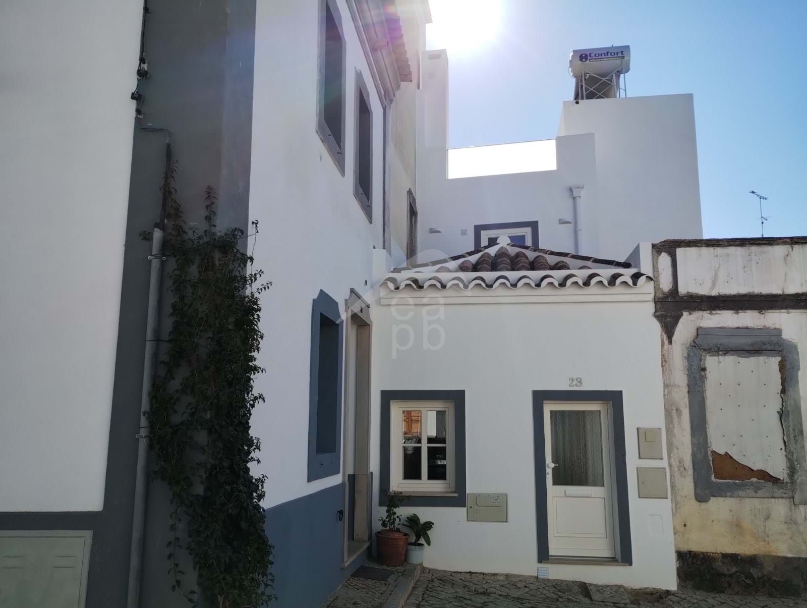 T1+ New Townhouse with terraces and roof top  swimming pool in Tavira