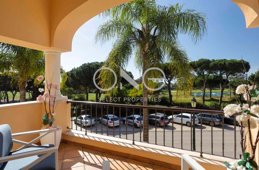 terrace area with golf and quinta do lago resort views