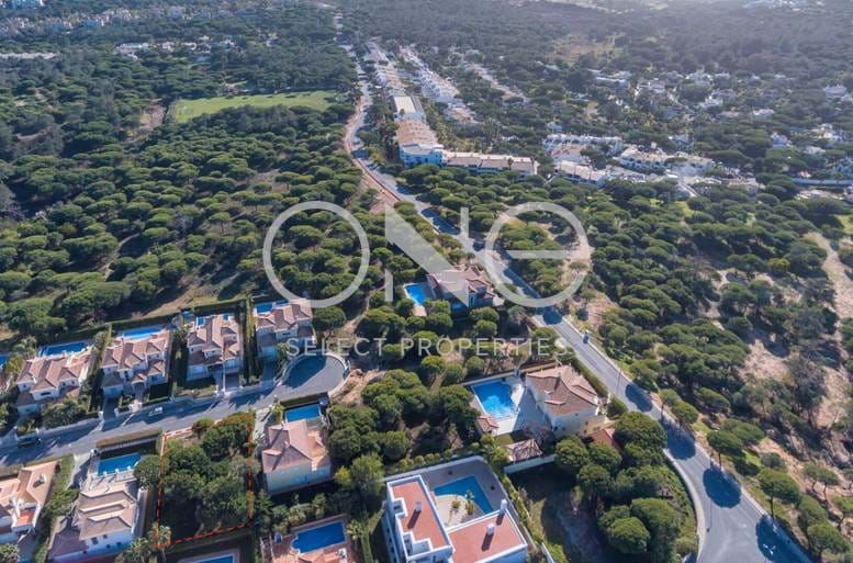 view of land for sale with building permit close to quinta do lago