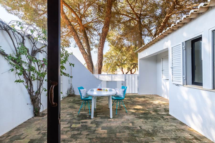 Traditional Algarve style villa V2, Quinta da Balaia, Albufeira