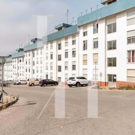 Two-bedroom apartment in Lagos to renovate